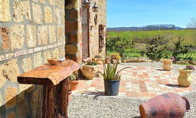 Acquapendente House | Exclusive Pergolino Vacation Home with Private Pool Access