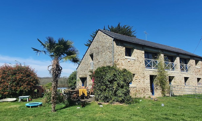 Plougoumelen House | Discover Un Petit Paradis: Nature Retreat Near Auray & Vannes