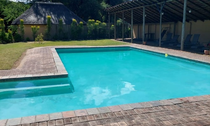 Phalaborwa Villa | Cozy Bush Villa with Pool & Spa Near Kruger National Park