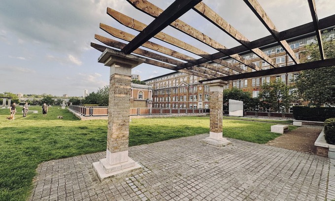 Woolwich Apartment | Comfortable Two Bedroom Flat in Greater London for Everyone