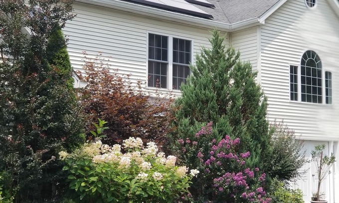 Darnestown Villa | Secluded 2 BR Villas with Spa and Pet-Friendly Amenities