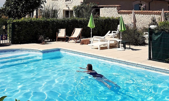 Brives-sur-Charente Bed & Breakfast | Family Suite at Les Coquelicots with Pool Access