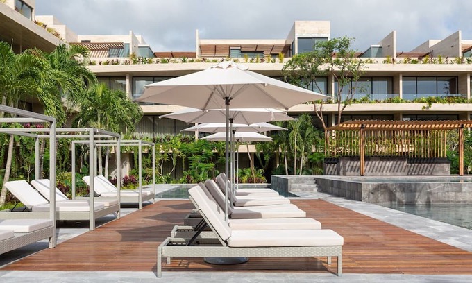 Tulum Resort | Relaxing Beach Haven: 1 Bedroom with Pool & Breakfast