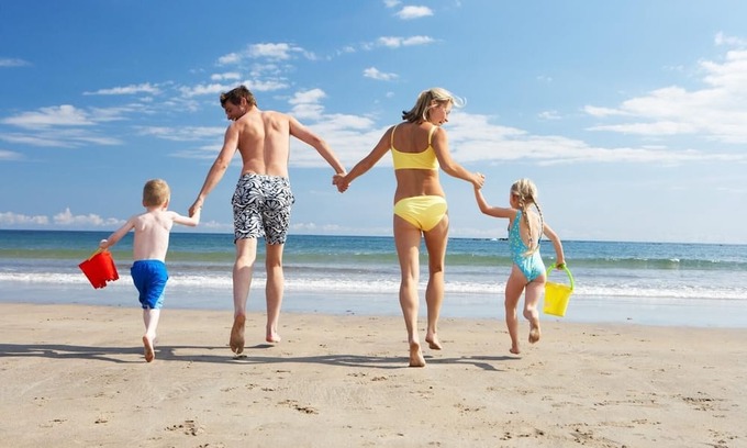 Clacton-on-Sea House | Perfect 6 Berth Caravan at Valley Farm Holiday Park
