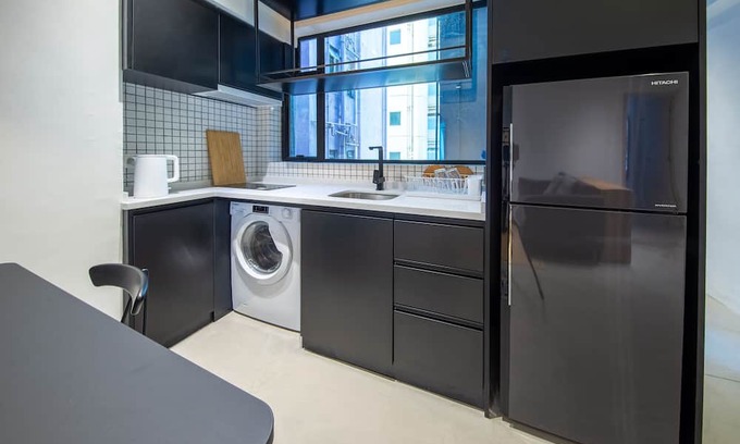 North Point Apartment | Cozy Private Room Steps from Tin Hau MTR Station