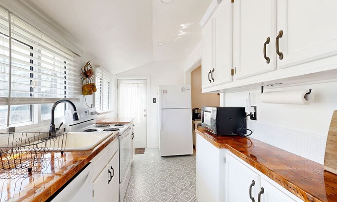 North Beach House | Dog-Friendly Retreat with Deck & Walkable Location, 10/10