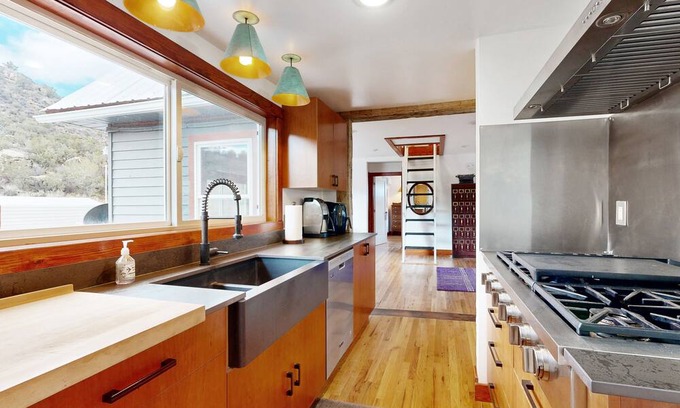 Naturita House | Scenic 2-Story Duplex with Deck, Grill & Mountain Views