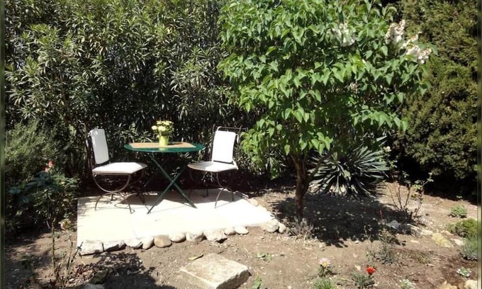 Saint-Andiol House | Experience Comfort at La Gourmandine with Private Pool