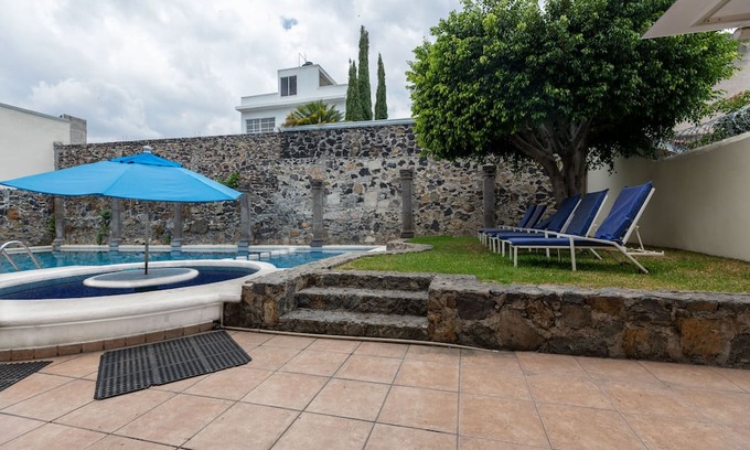 Oaxtepec House | Ideal Oaxtepec Retreat for Groups with Pool and Spa