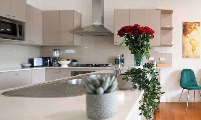 Stafford House | Elegant Double Story Retreat Near Brisbane CBD