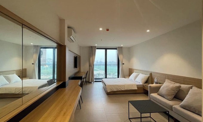 Long Bien Apartment | Budget-Friendly Nhat Y Hostel & Apartment - Family Welcome!
