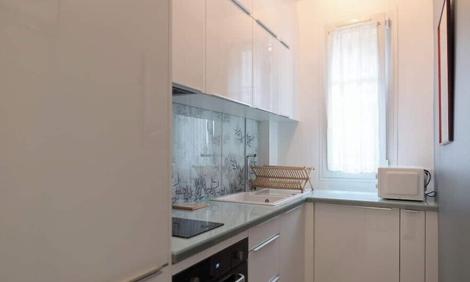 Parchamp–Albert Kahn Apartment | Charming Retreat Just Outside Paris with Family-Friendly Amenities