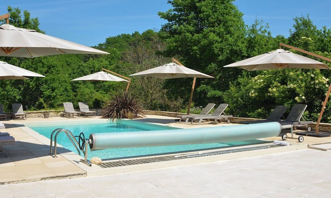 Cassagnes House | Cozy Gîte for Two: Pet-Friendly Getaway Awaits You
