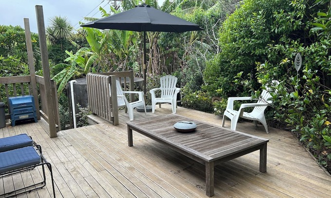 Cable Bay House | Beach House at Cable Bay: Ideal for Northland Adventures
