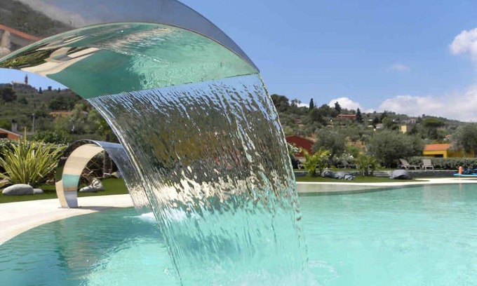 Poggi Apartment | Holiday apartment with pool and sun loungers