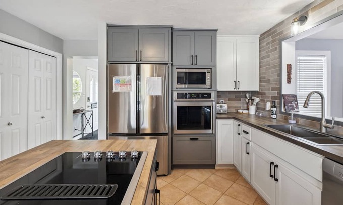 Shediac House | Waterfront 4-Bedroom Retreat in Shediac - Rated 10/10
