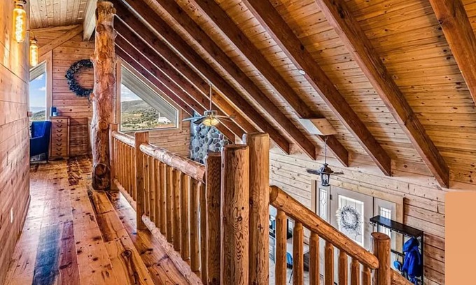 Julian Cabin | Cozy Mountain Retreat: Relax in a Julian Log Cabin