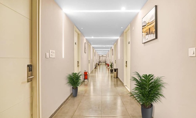 Miyapur Hotel | Townhouse 1010 The Fern Suites