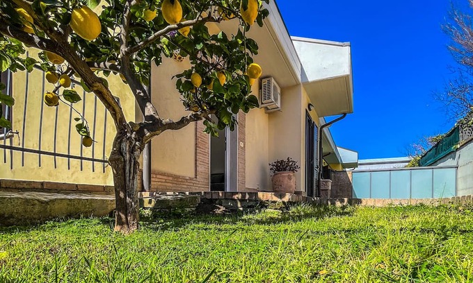 Vasto Villa | Villa Limone: Family-Friendly Oasis by Vasto Beach