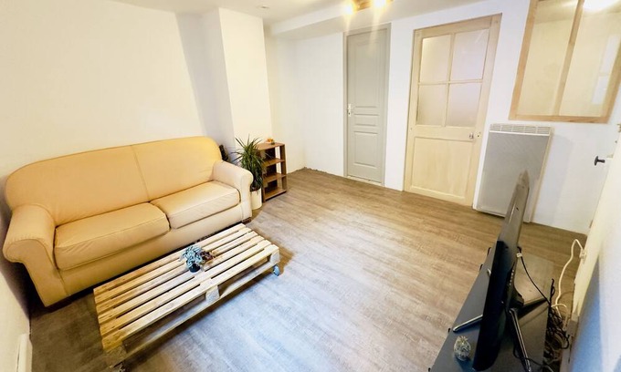 Montagnac House | Pet-Friendly Retreat at Maison Montagnac for Families