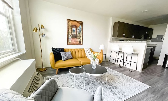 Corryville Apartment | Inviting 1BD/1BA Retreat with Gym in Cincinnati