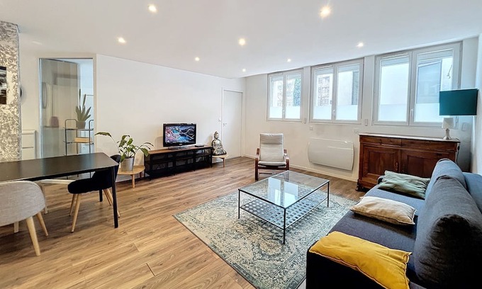 Quartier Hyper-Centre Apartment | Cozy Loft in the Heart of the City - Ideal for Families