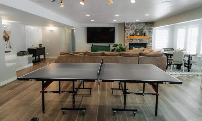 Mountain Green Apartment | Inviting Full Basement Getaway in Mountain Green