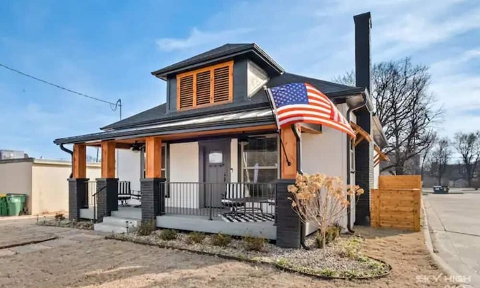 Springdale House | The Price House
