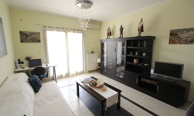 Aegina Apartment | Seaside 2 Bedroom Getaway by Frangki with Breakfast Included