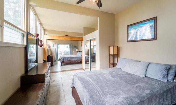 Punaluu House | Ideal Family Retreat at Oceanfront Hawaii Beach House