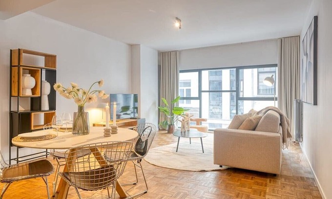 University District Apartment | Cozy 4P Apartment in Antwerp with Balcony for Families
