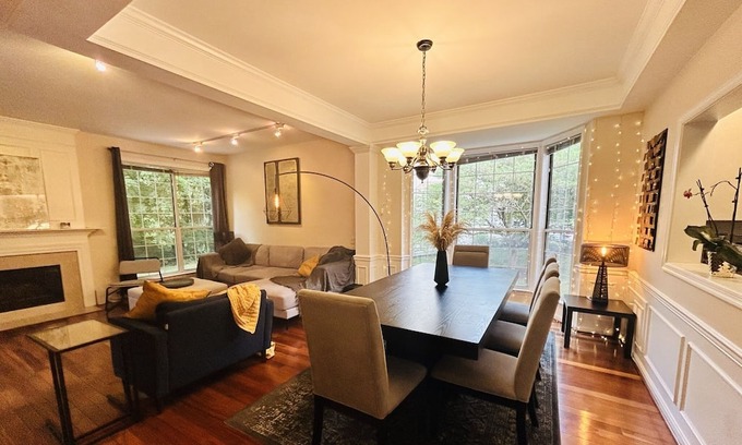 Lowes Island House | Cozy Retreat Near Algonkian Parks and IAD Airport
