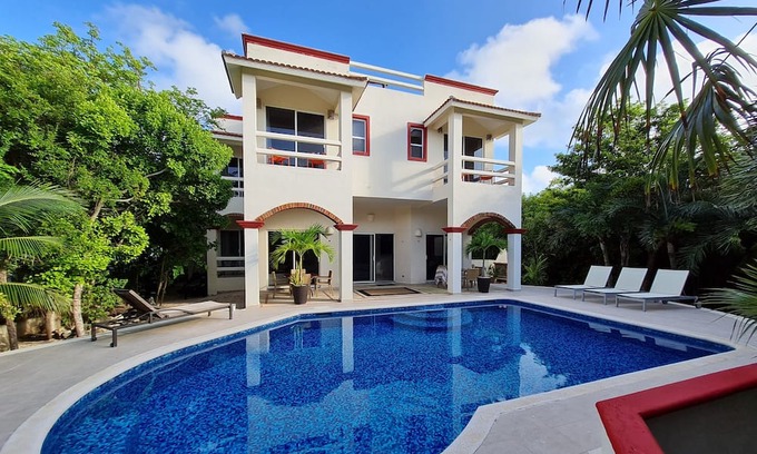 Xpu-Ha Villa | Villa Arrecife - Idyllic Villa with Private Pool for Families