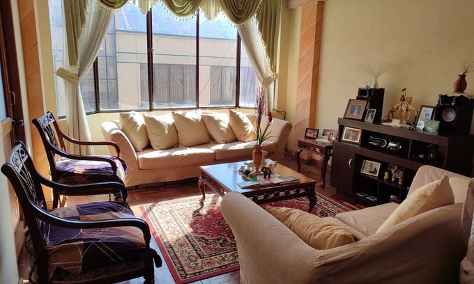 Downtown La Paz Apartment | Stylish Apartment in La Paz for Family-Friendly Stays