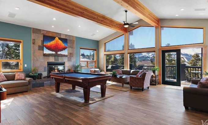 Baldy Mountain Condo | Cozy 2-Bedroom Condo with Scenic Views & Pool Access