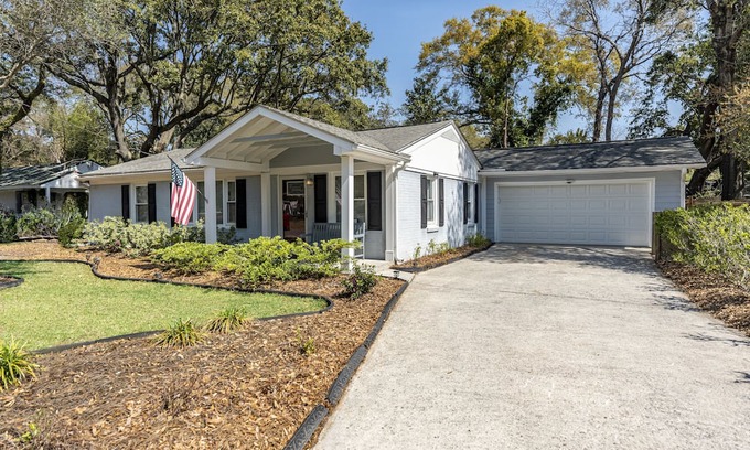 Old Village House | Inviting 3 BR Retreat with Private Pool Near Beautiful Beaches