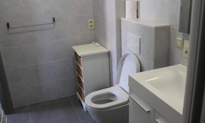 Langemark Apartment | Child-Friendly One-Bedroom Apartment at De Reünie