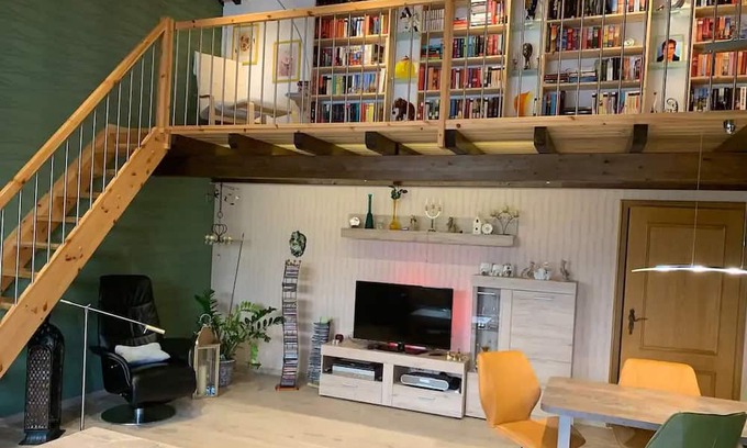 Neustadt Apartment | Escape to Ferienwohnung in Grüner Idylle, Ideal for Families