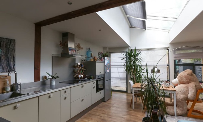 Saint-Maurice Apartment | Cozy Nest with Terrace Just Moments from Paris