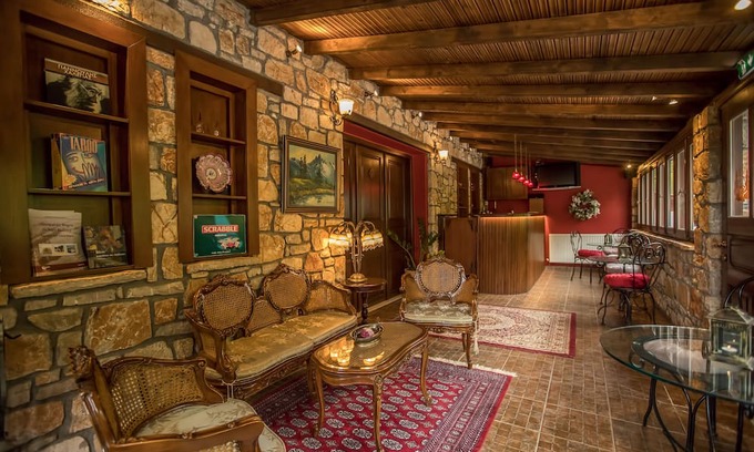 Lake Plastiras House | Discover Ersis: Family-Friendly Stay with Delicious Breakfast