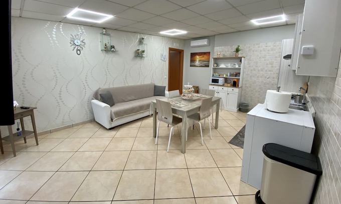 Frattaminore Apartment | Cozy Casa Crispino: Family-Friendly Apartment for 3