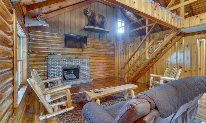 Wellston Cabin | Serene Wellston Cabin with Pond & ATV Trail Access