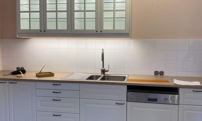 Unsleben Apartment | Holiday home Old Brewery at the moated castle