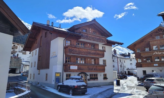 Galtur Apartment | Beautiful apartment for 4 guests with WIFI, TV and parking