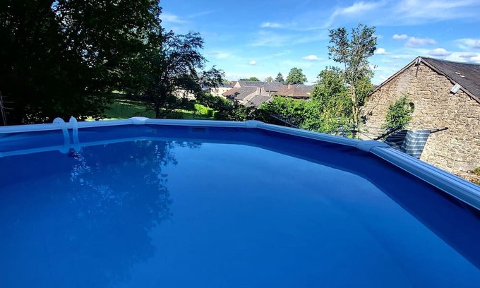Bersac-sur-Rivalier Bed & Breakfast | Cozy Double Room with Garden View and Pool Access
