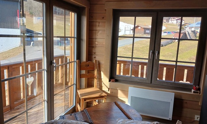 Hirmentaz Ski Chalet | Inviting Chalet on the Slopes with Private Sauna & Spa