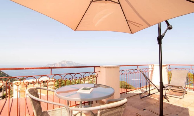 Termini Apartment | Inviting Apartment with Ocean View, Terrace and Free Parking