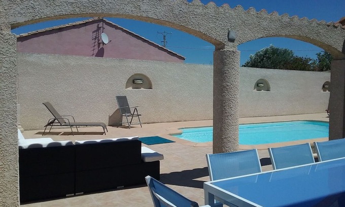 Argeliers House | Private Villa for 8 with Pool, A/C, and Parking