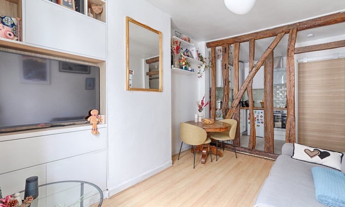 Passerelle Apartment | Cozy Residor Apartment with Breakfast & Kitchen Amenities