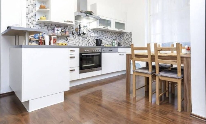 Jachymov Apartment | Nice apartment for 6 guests with internet, TV, pets allowed and parking
